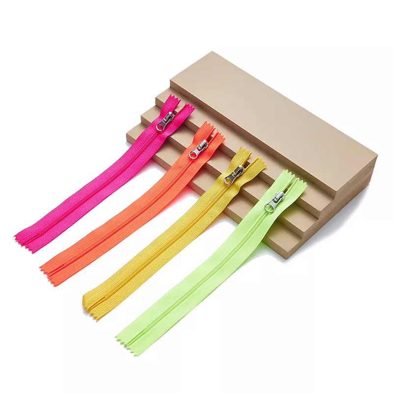 Leichter Nylon-Reißverschluss